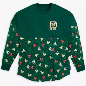 NWT Disney 2024 Mickey Holiday Spirit Jersey SIZE Small